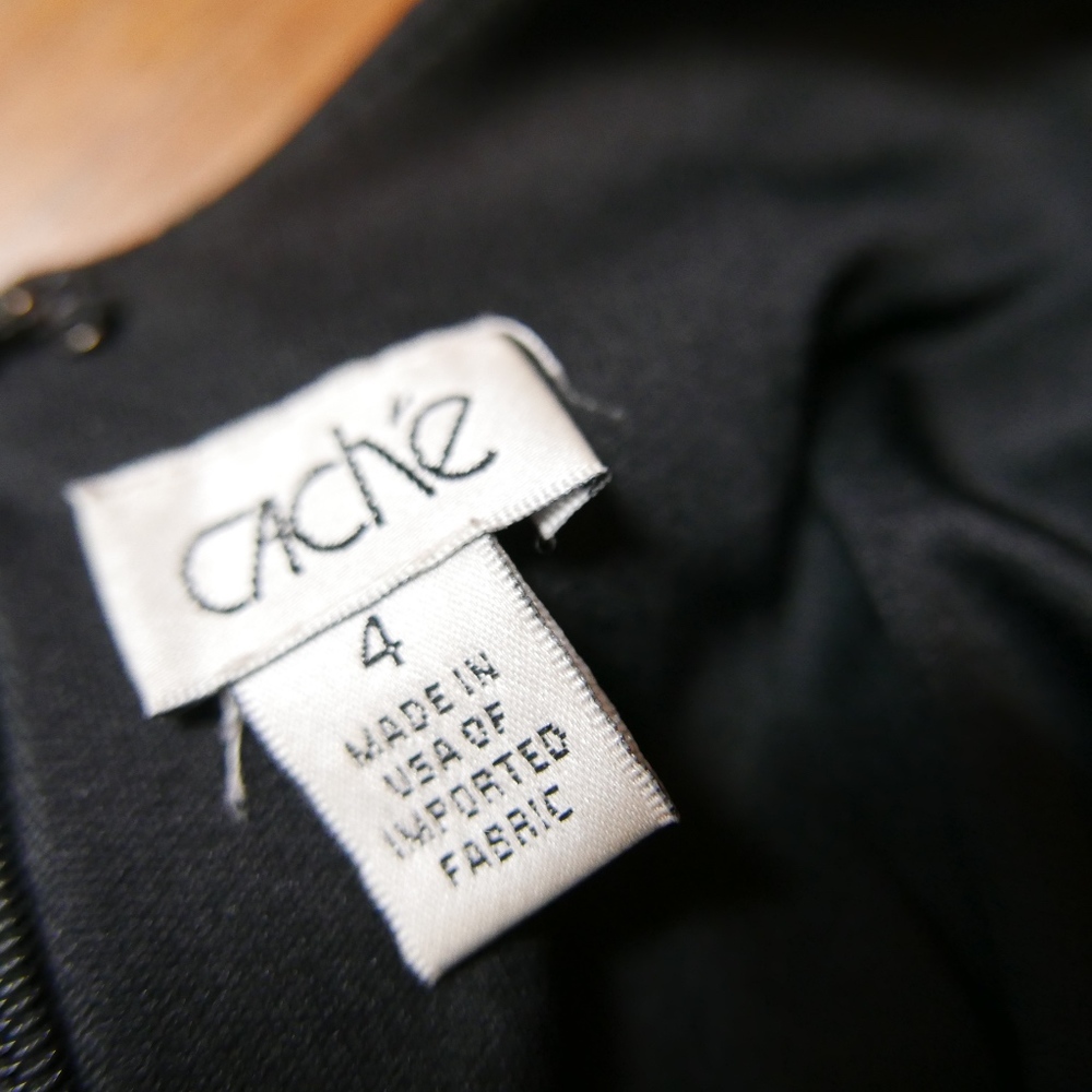 LBD !! CACHE Ruched Body Con in silky poly. WOW! - Picture 5 of 5